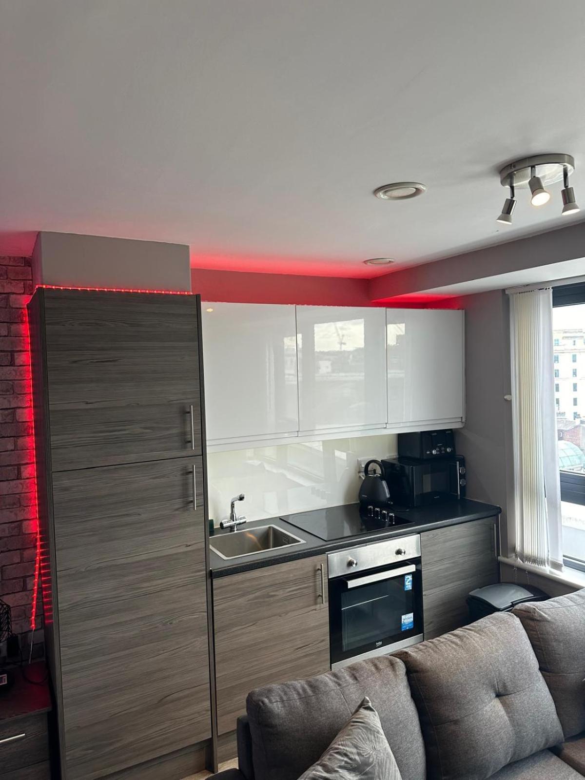Stunning City View Studio Apartment Liverpool Exterior photo