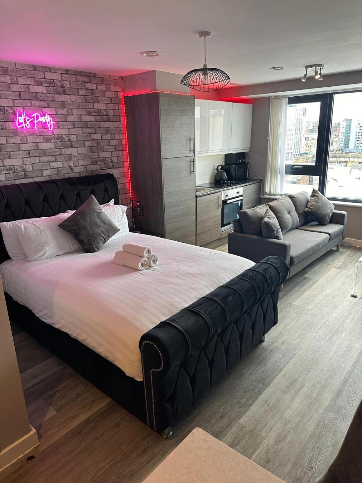 Stunning City View Studio Apartment Liverpool Exterior photo